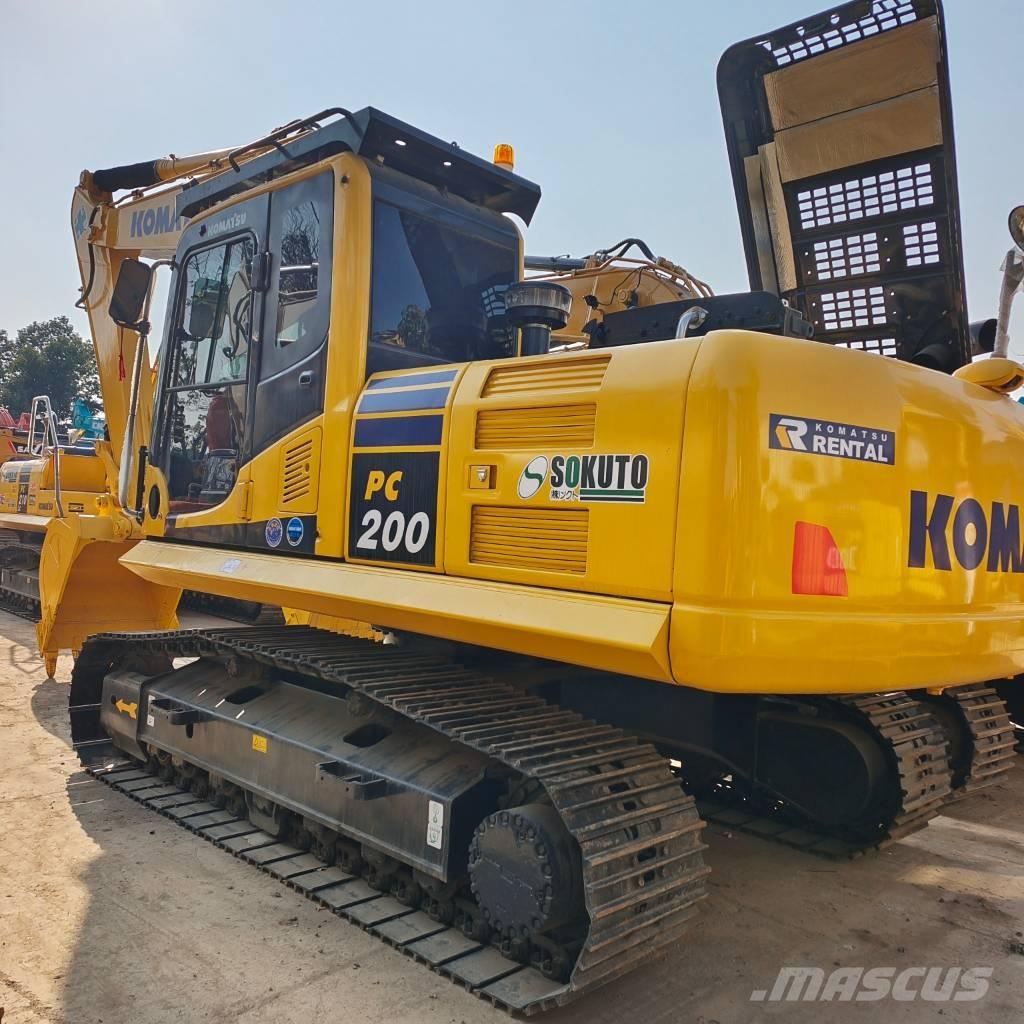 Komatsu PC 200 Bagri goseničarji