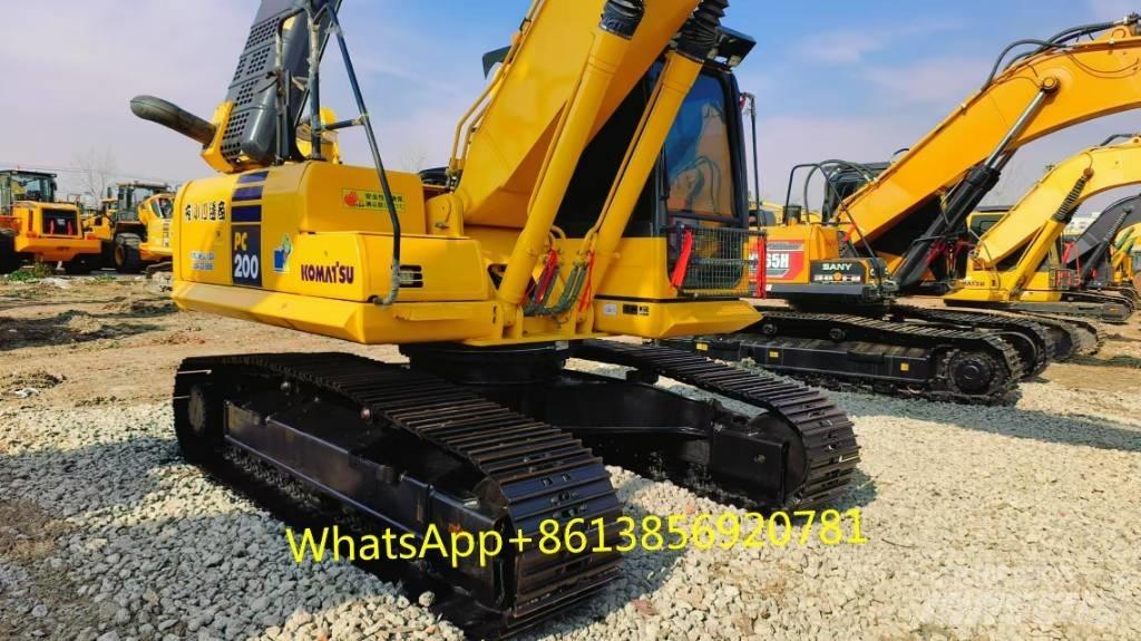 Komatsu PC 200-8 Midi bagri 7t – 12t