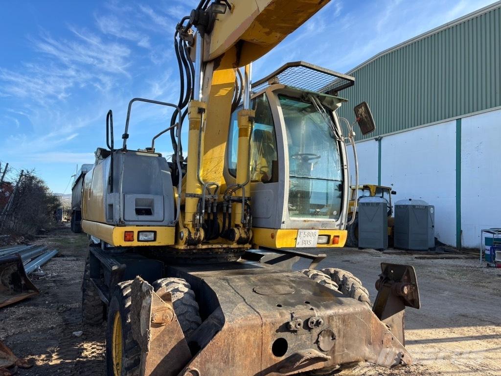 New Holland MH 6.6 Bagri na kolesih