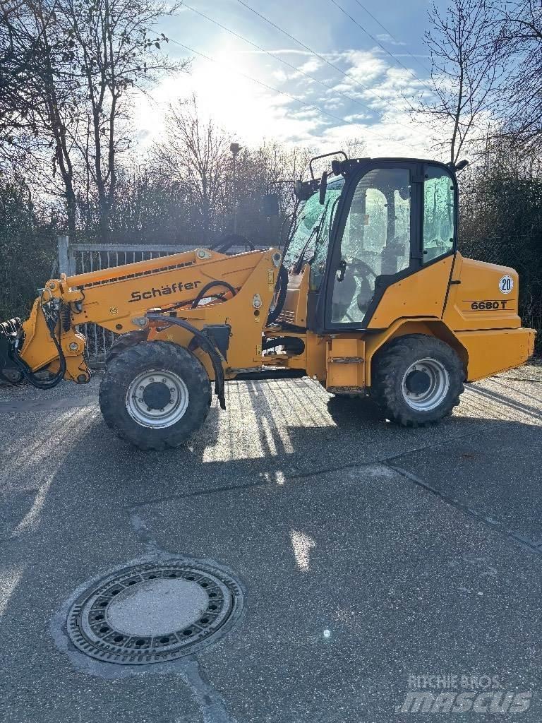 Schäffer 6680 T Teleskopski kolesni nakladalci