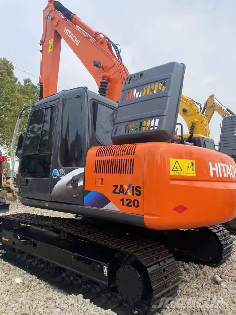 Hitachi 120 Bagri goseničarji