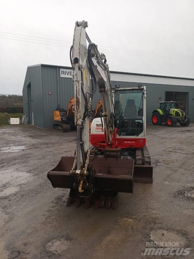 Takeuchi TB 260 Mini bagri <7t