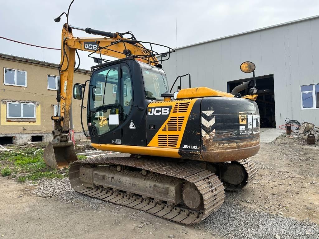 JCB JS 130 LC Bagri goseničarji