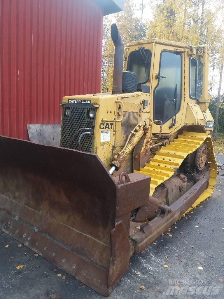 CAT D 4 H Buldožerji goseničarji