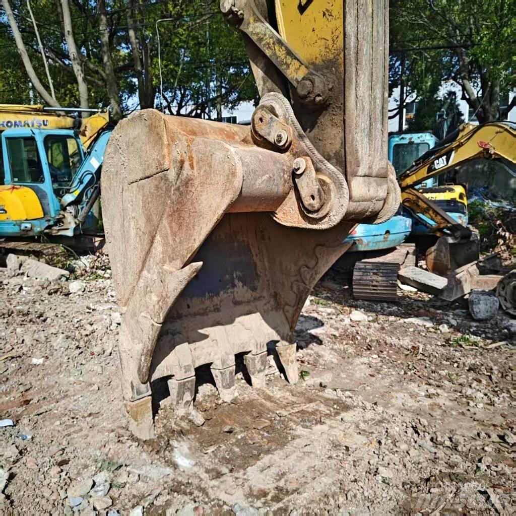 CAT 330 D Bagri goseničarji