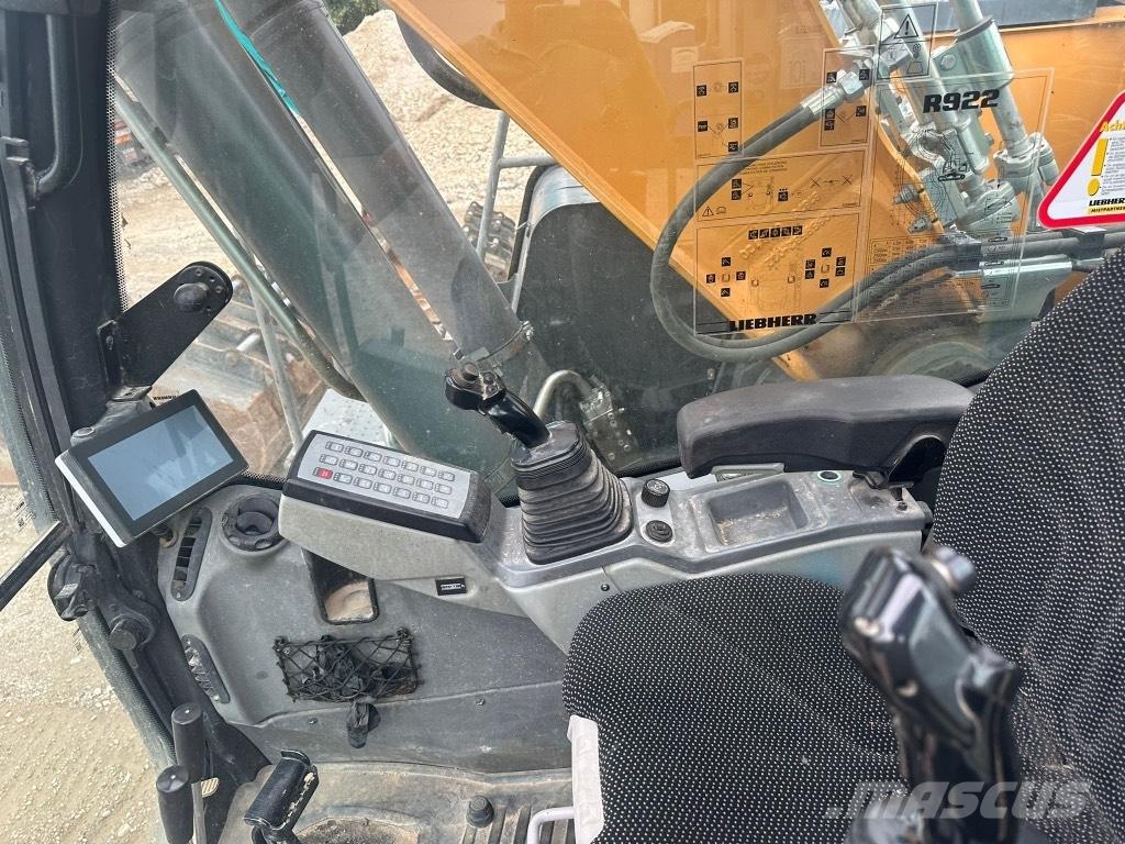 Liebherr R 922 Bagri goseničarji