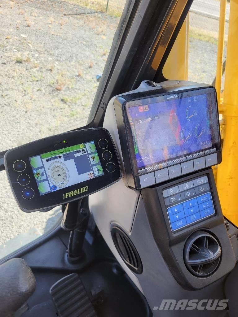 Komatsu PC 138 US-11 Bagri goseničarji