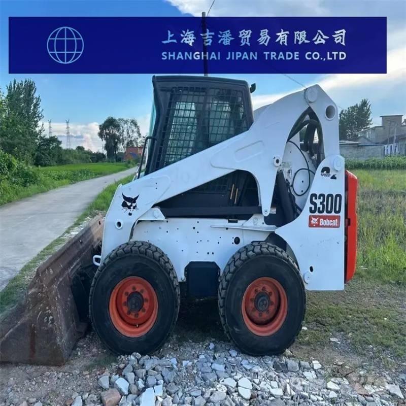Bobcat S 300 Skid steer mini nakladalci