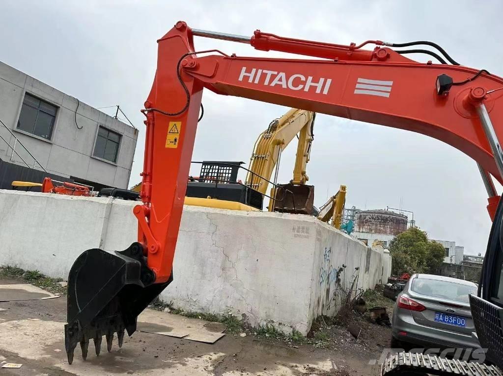 Hitachi EX 120-3 Bagri goseničarji