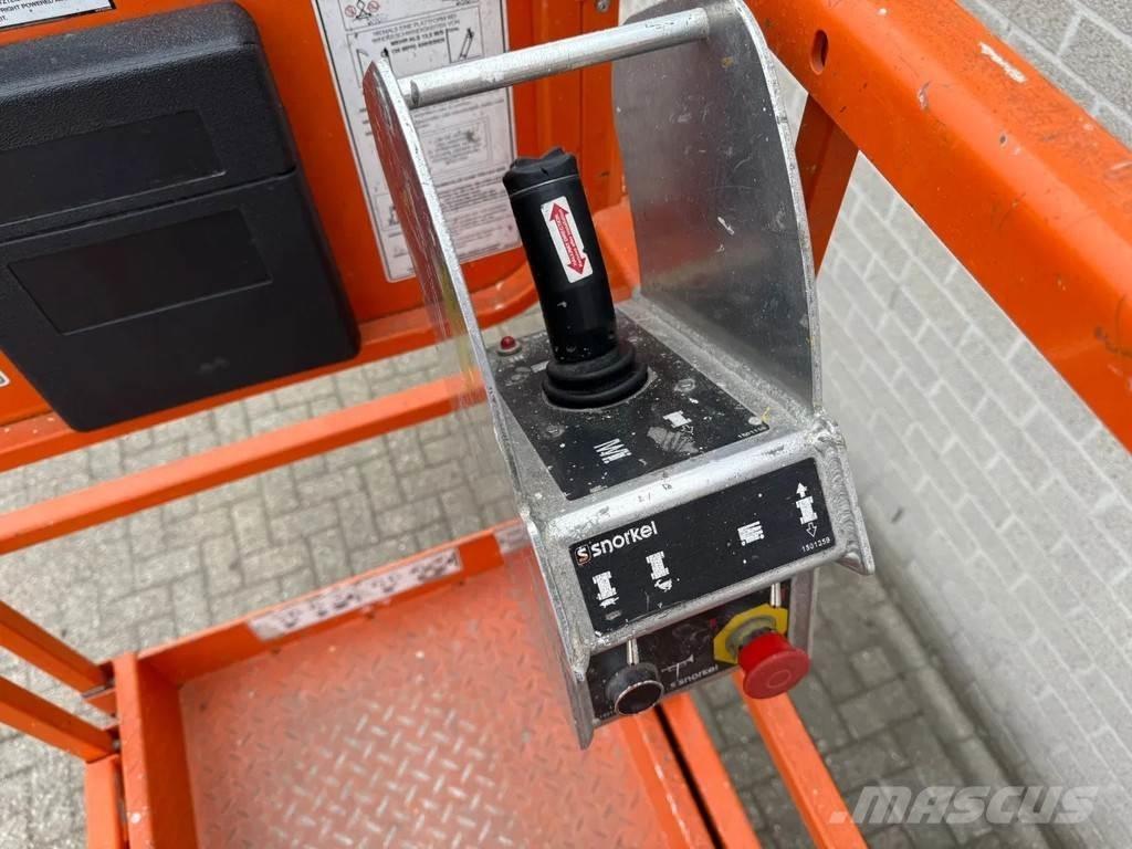 Snorkel S3220E Škarjaste dvižne ploščadi
