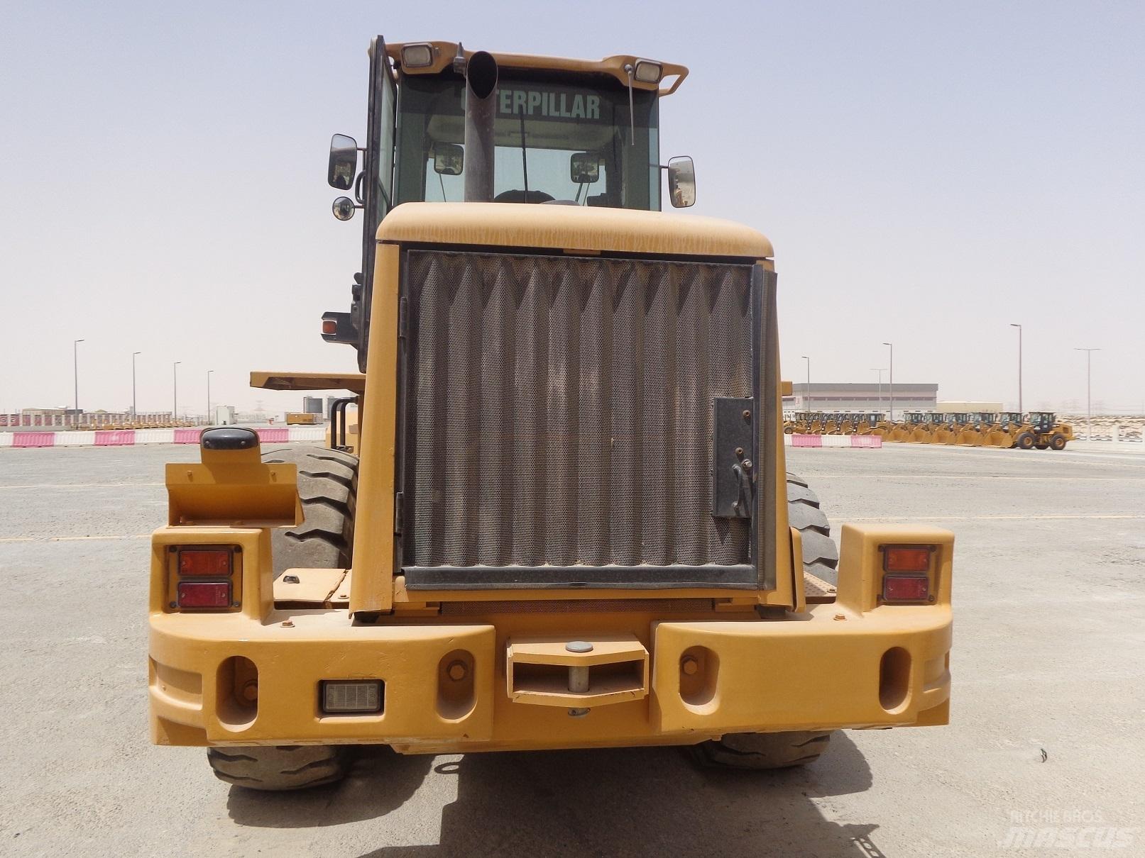 CAT 938H Kolesni nakladalci