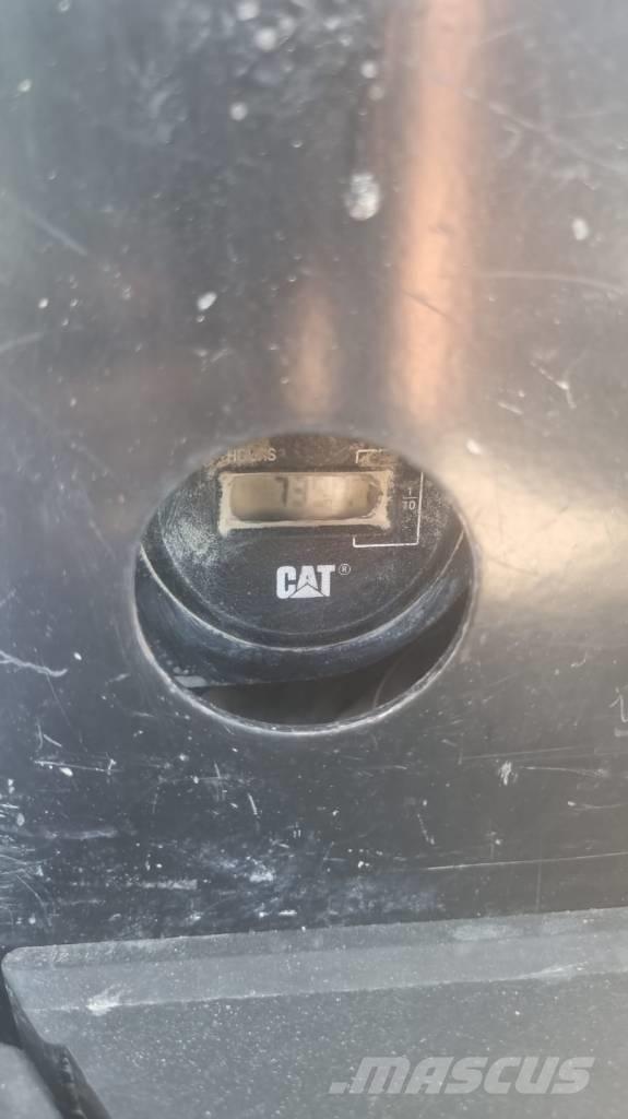 CAT 305.5 Mini bagri <7t