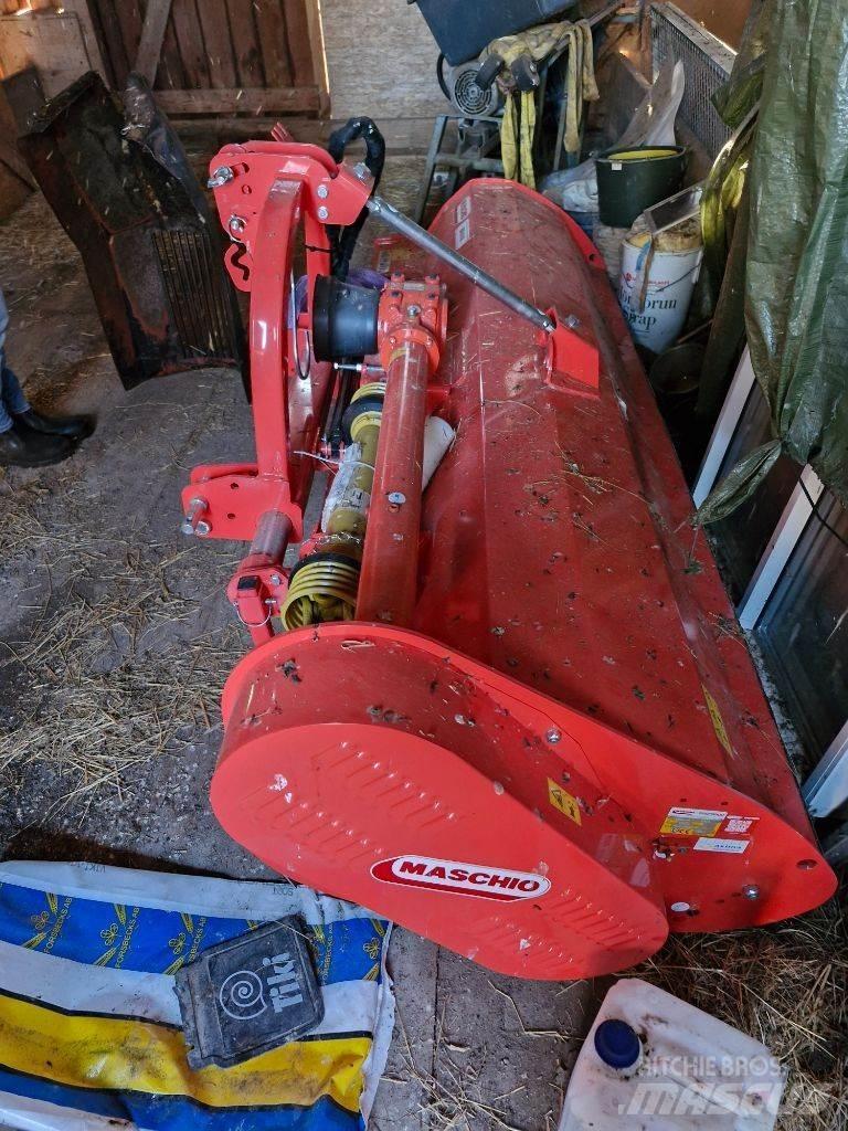 Maschio NY l250 Kosilnice za pašnike