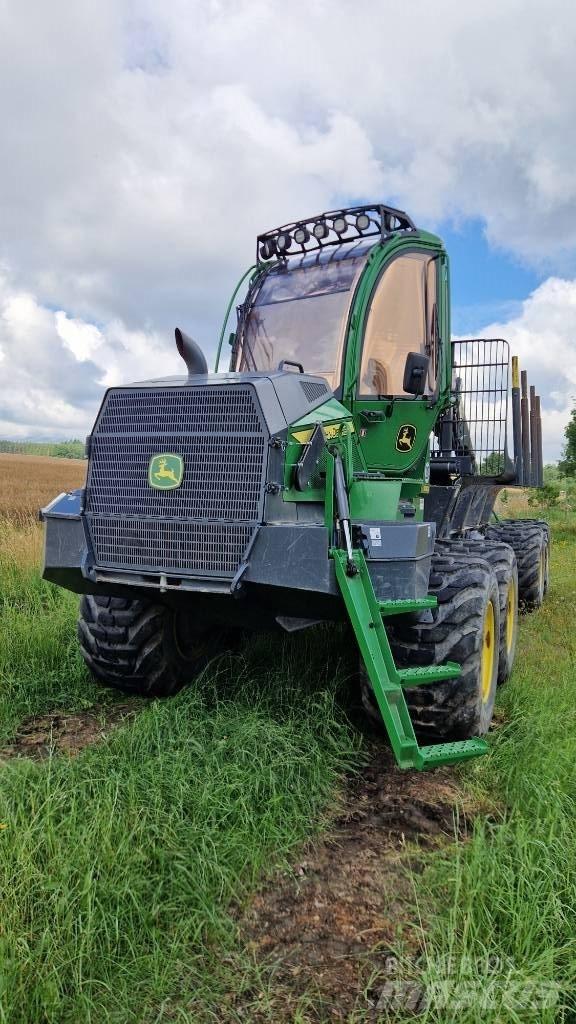 John Deere 1010G Forwarderji