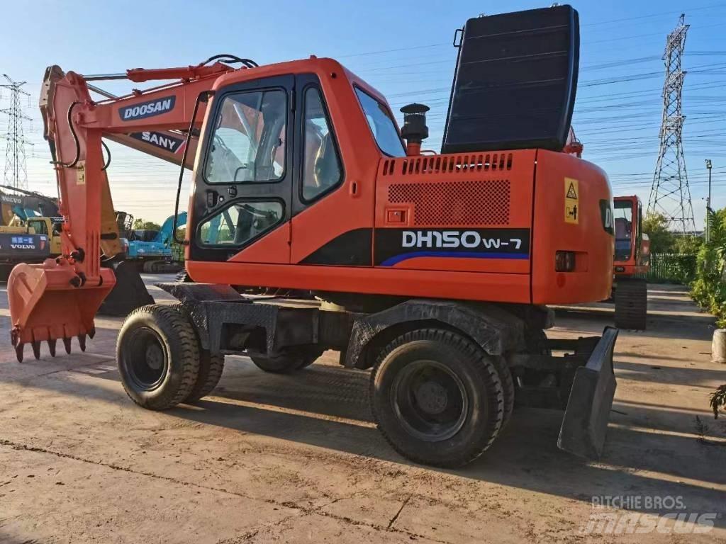 Doosan 150 W-7 Bagri na kolesih