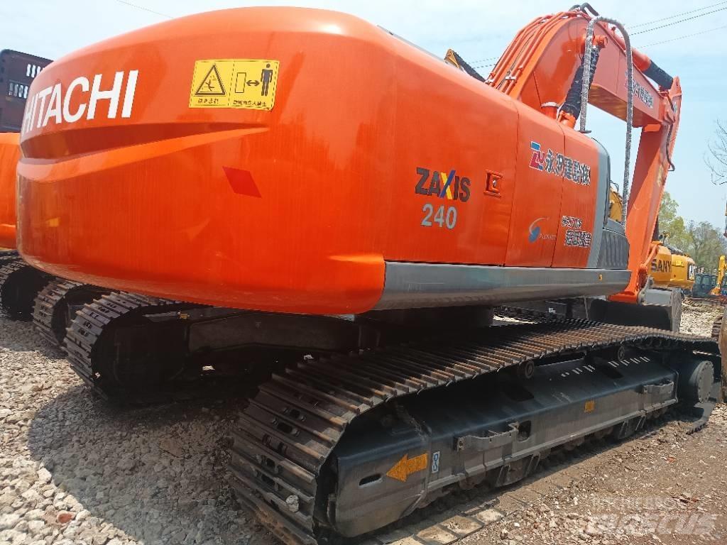Hitachi ZX 240 Bagri goseničarji