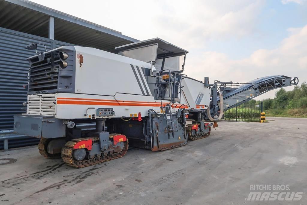 Wirtgen W 250 Freze za asfalt