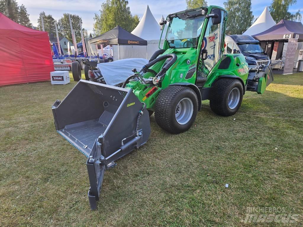 Avant Avant 860i Skid steer mini nakladalci