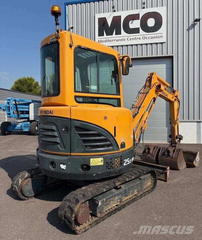 Hyundai R25Z-9 AK Mini bagri <7t