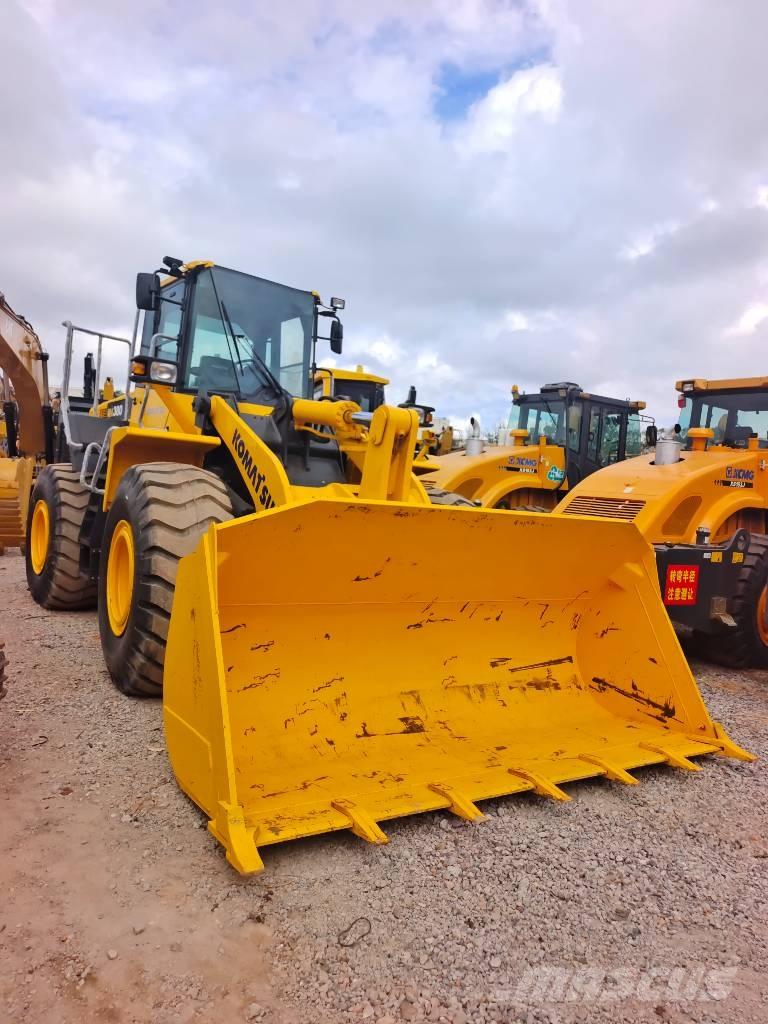 Komatsu WA 380 Kolesni nakladalci