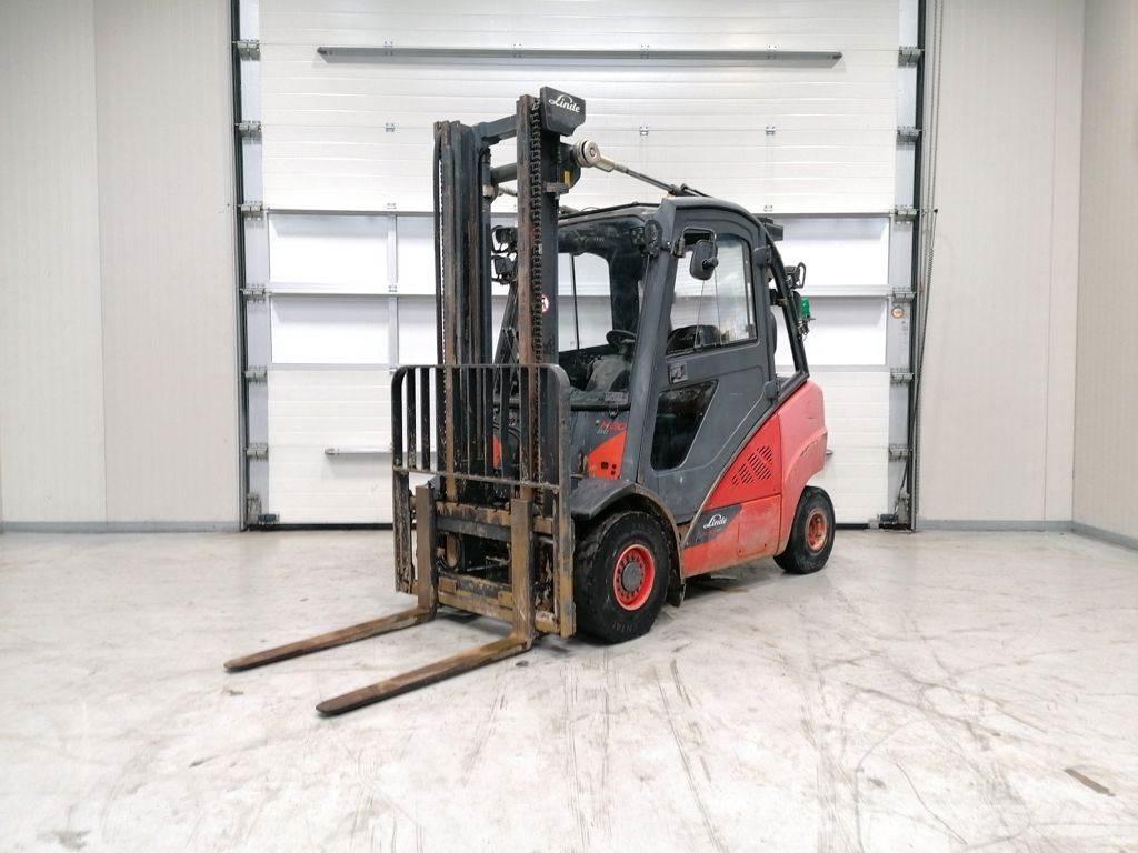 Linde H30D-02 Dizelski viličarji