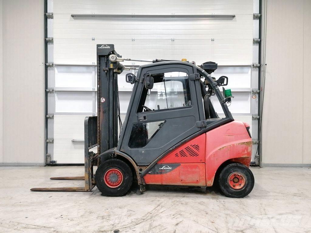 Linde H30D-02 Dizelski viličarji