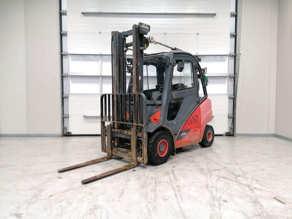 Linde H30D-02 Dizelski viličarji