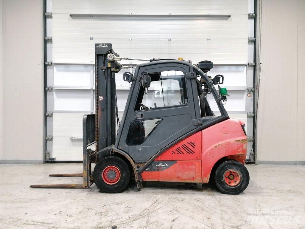 Linde H30D-02 Dizelski viličarji