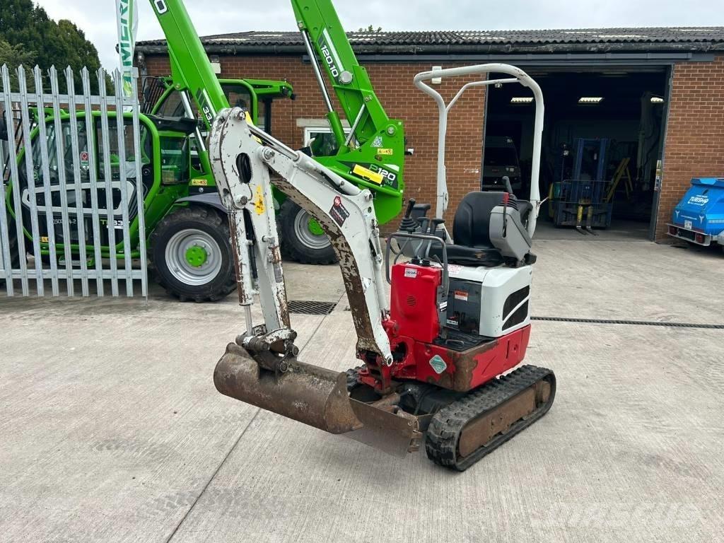 Takeuchi TB 210 R Mini bagri <7t