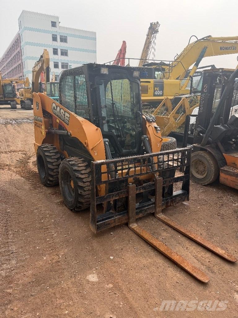 CASE SR200 Skid steer mini nakladalci