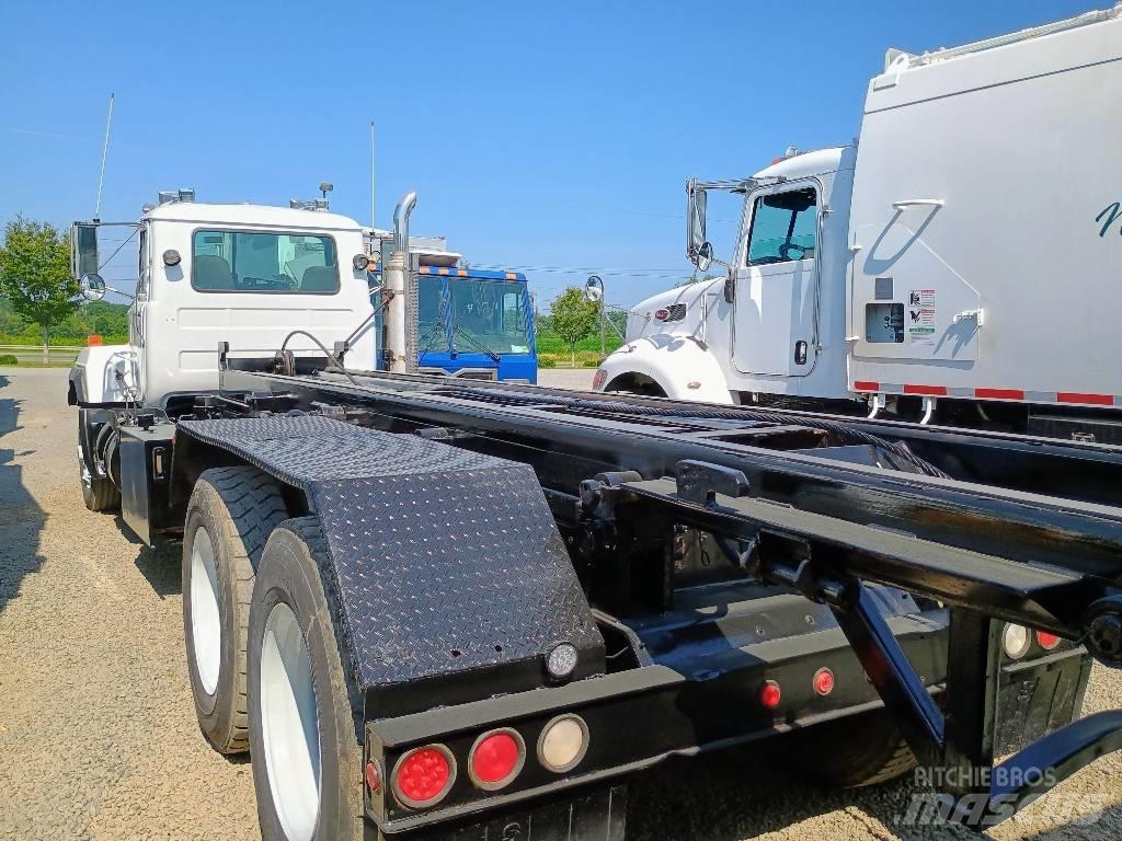 Mack RD 688 S Komunalni tovornjaki