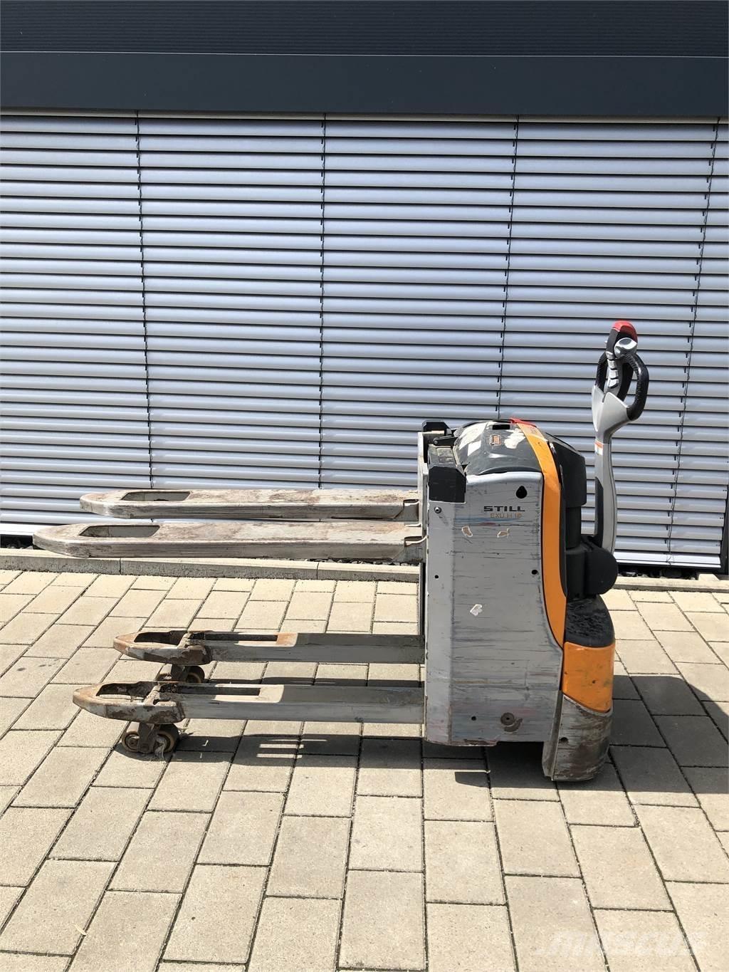 Still EXU-H 18 Ročni električni viličar