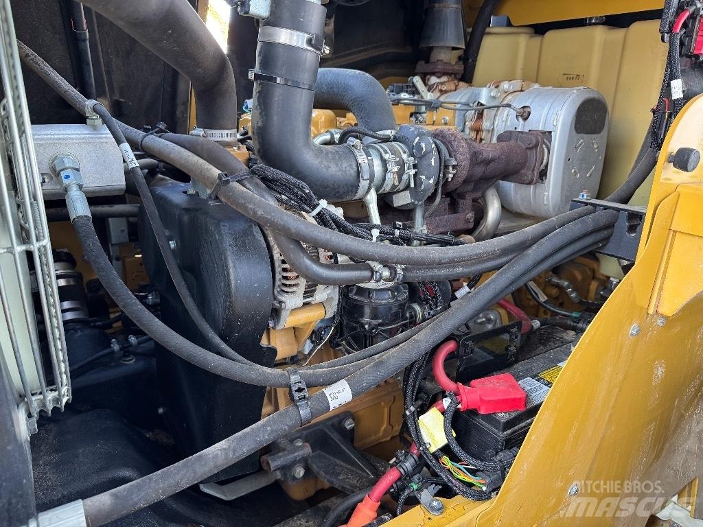 CAT 914 K Kolesni nakladalci