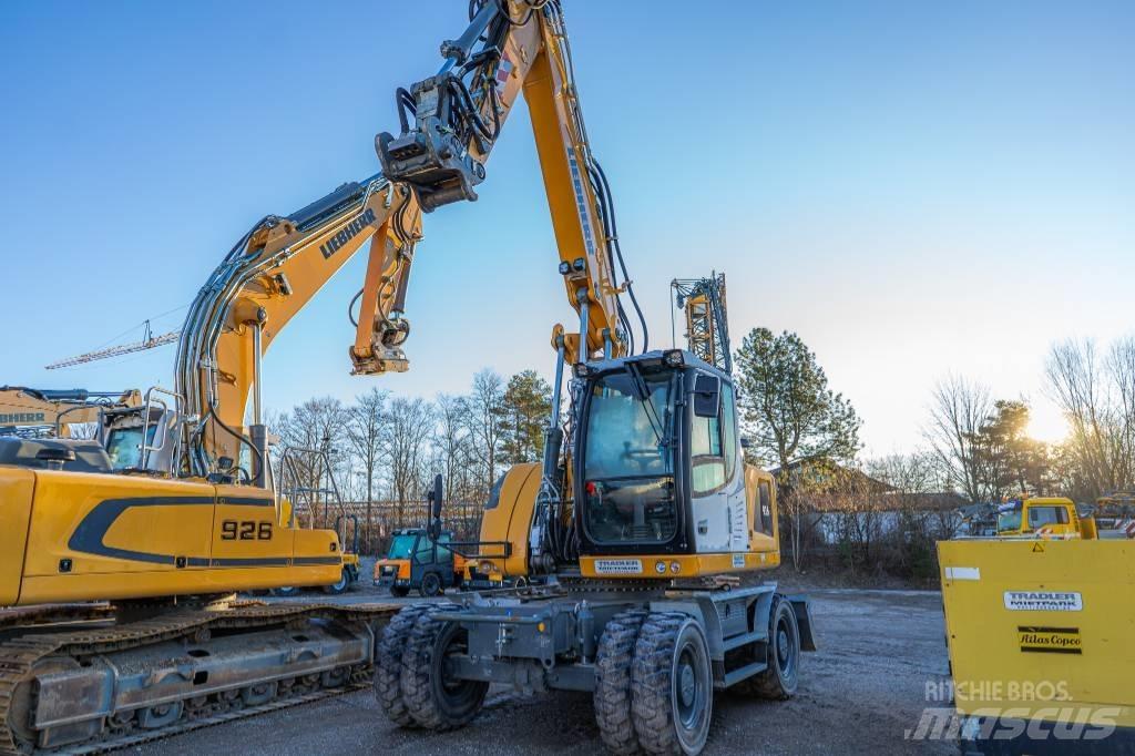 Liebherr A 916 Bagri na kolesih