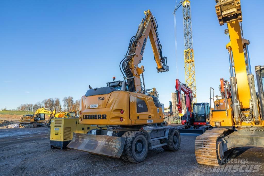 Liebherr A 916 Bagri na kolesih