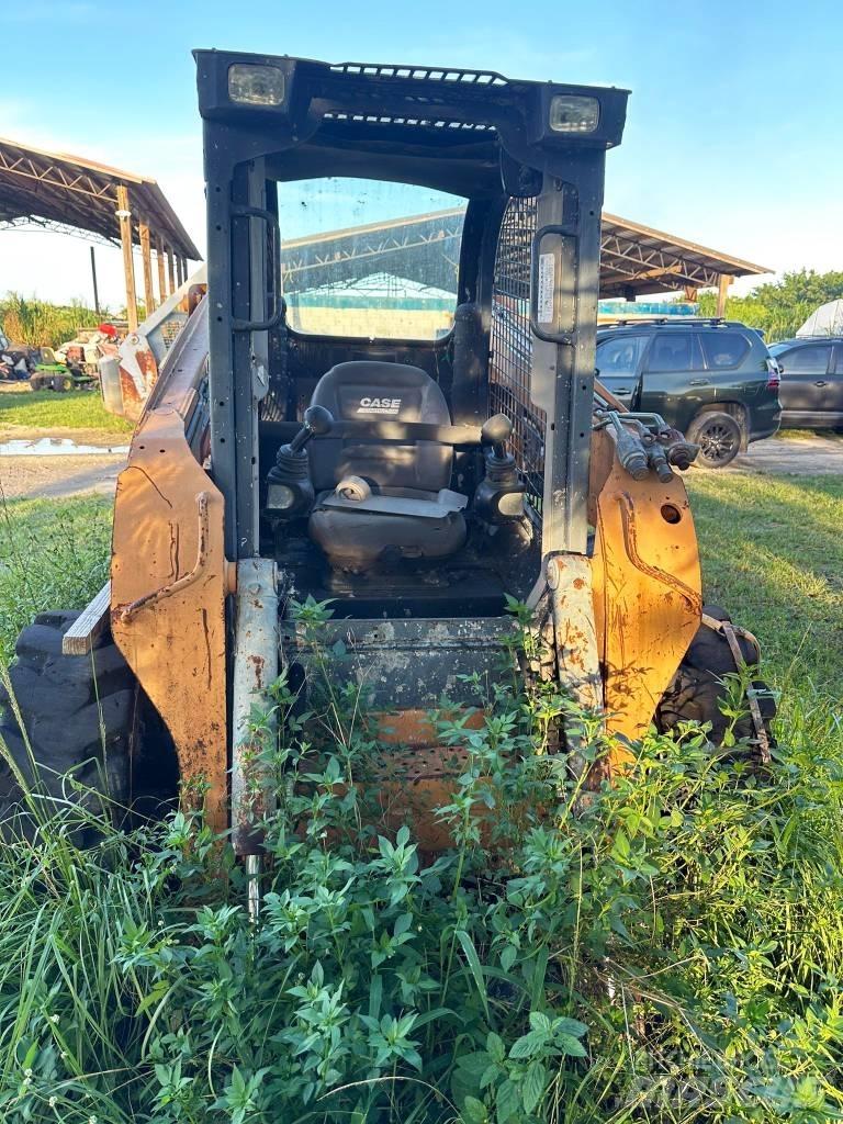 CASE SR 250 Skid steer mini nakladalci