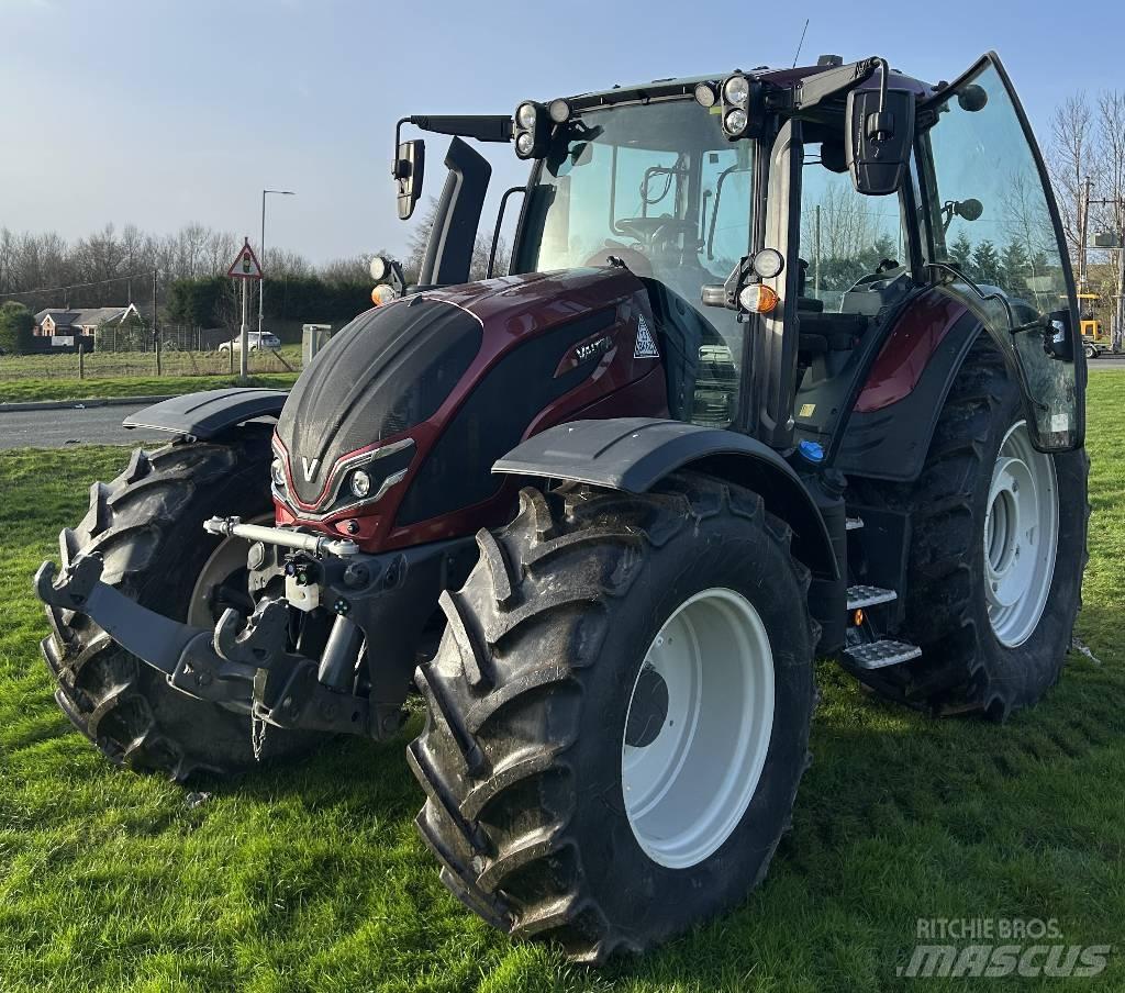 Valtra N175V Traktorji