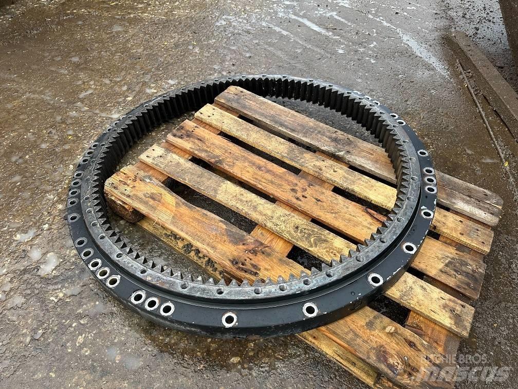 CAT 323 slew ring Osi