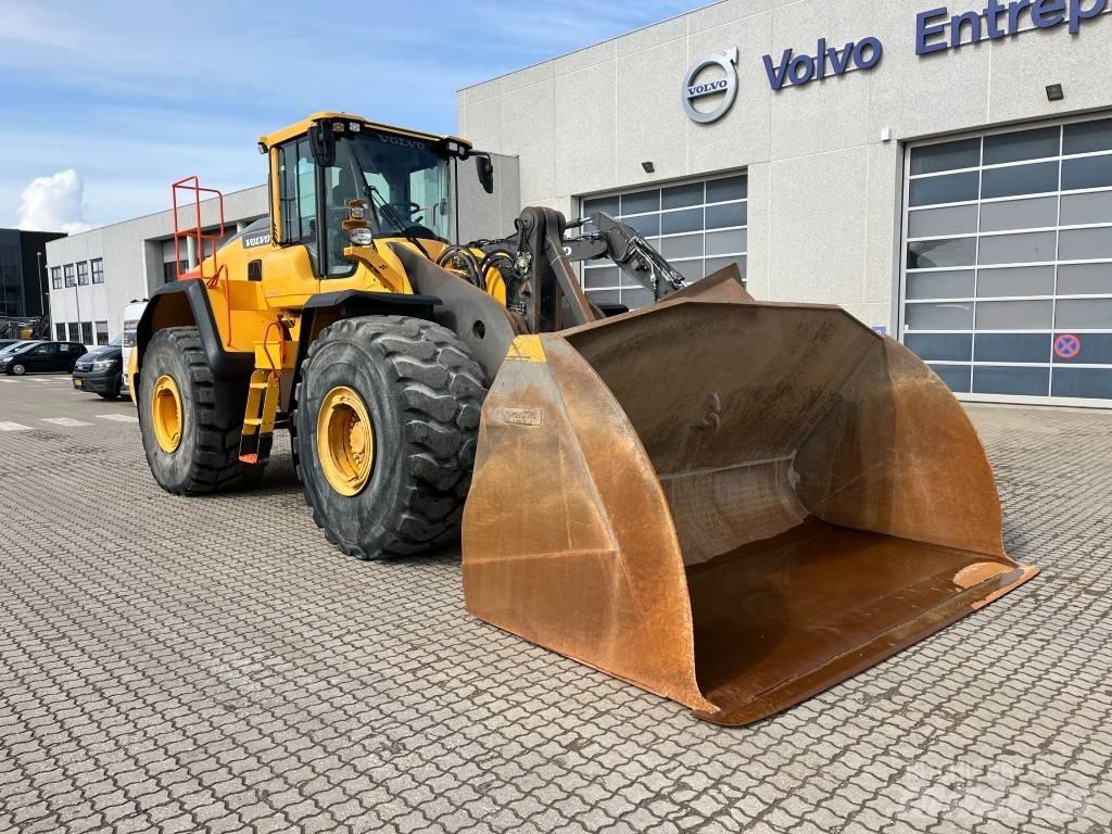 Volvo L220H Kolesni nakladalci