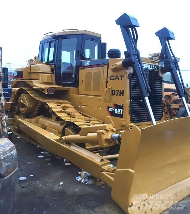 CAT D7H Buldožerji goseničarji