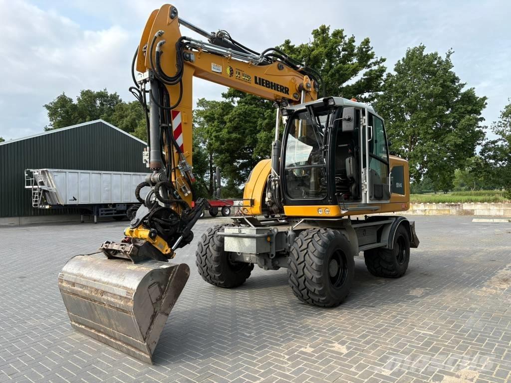 Liebherr A914 Bagri na kolesih