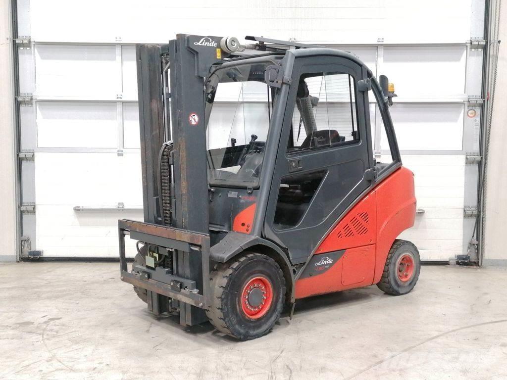Linde H30D-02 Dizelski viličarji
