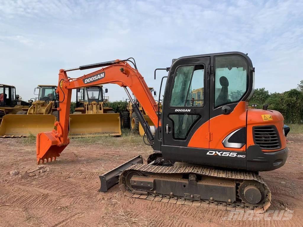 Doosan DX 55 Mini bagri <7t