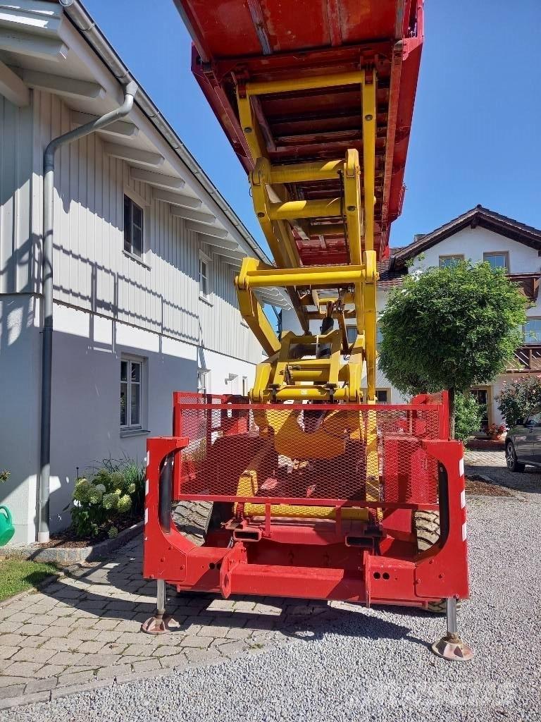 Genie GS 4390 RT Škarjaste dvižne ploščadi