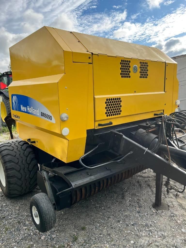 New Holland BR 6090 Balirke (okrogle bale)