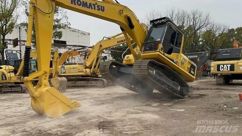 Komatsu pc220-8 Bagri goseničarji