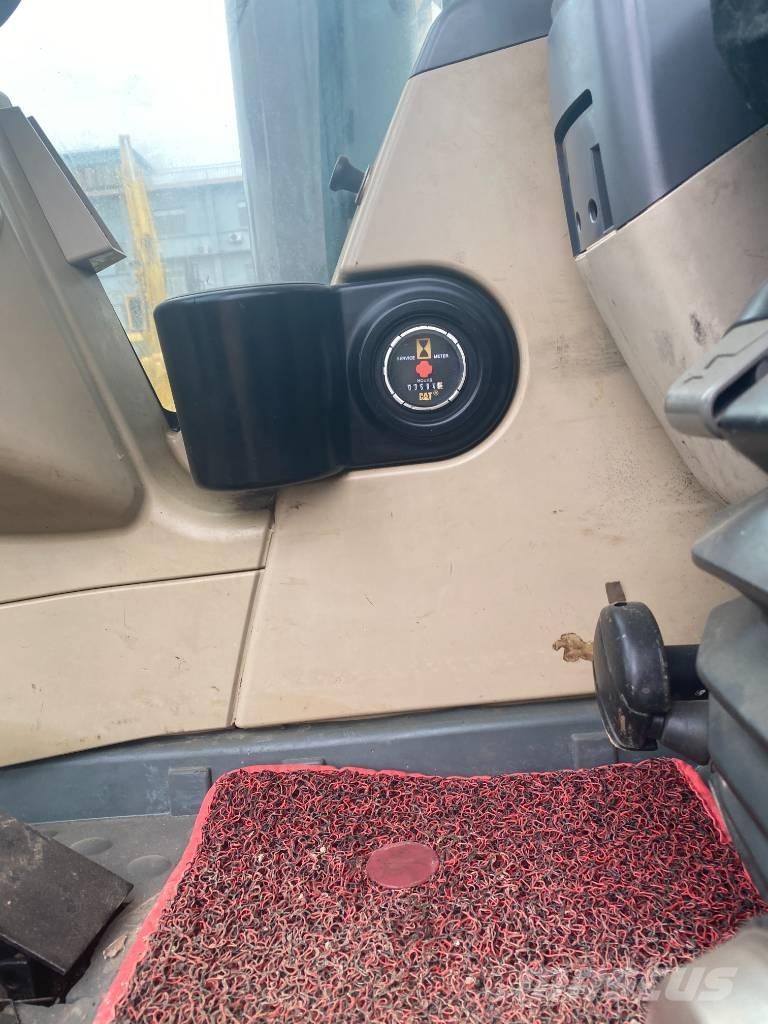 CAT 330 D Bagri goseničarji