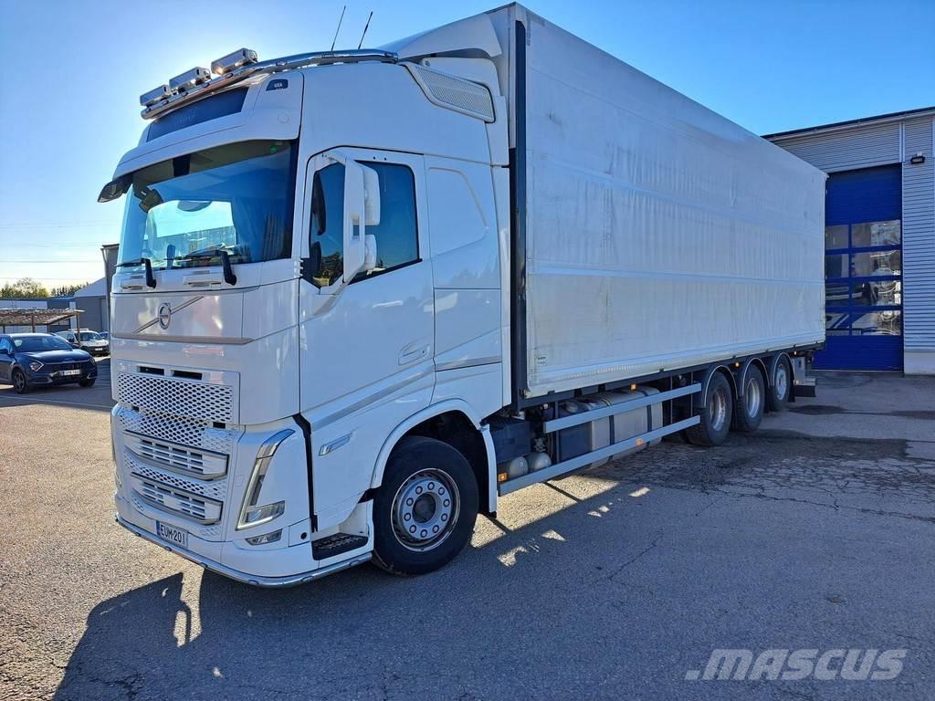 Volvo FH Tovornjaki s kesonom/platojem