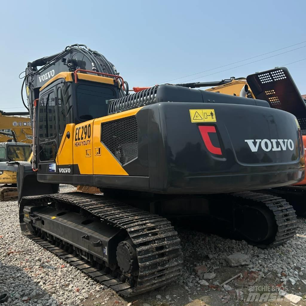 Volvo 290 Bagri goseničarji