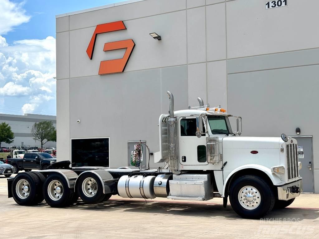 Peterbilt 388 Vlačilci